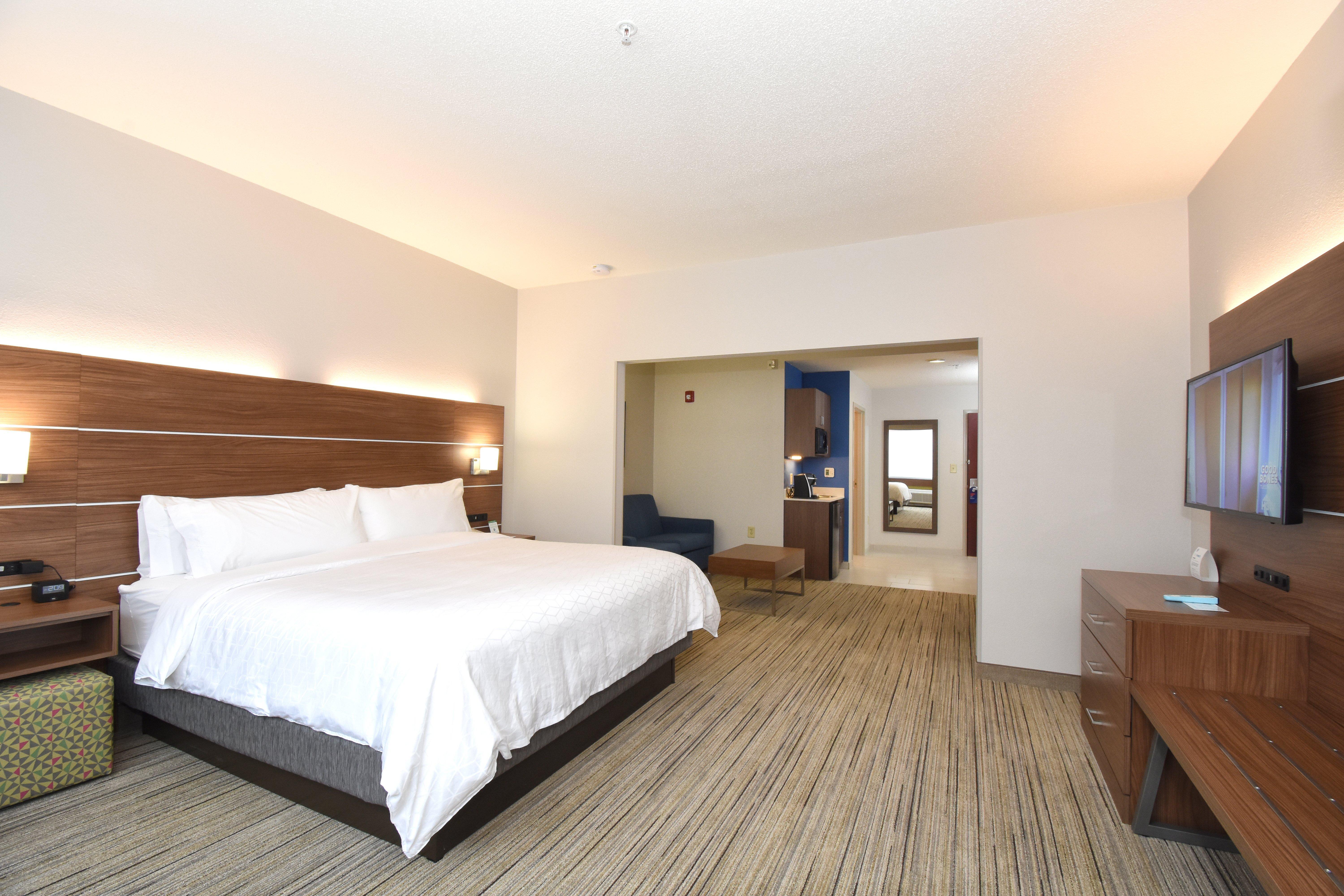 Holiday Inn Express & Suites Southern Pines-Pinehurst Area By Ihg Exterior foto