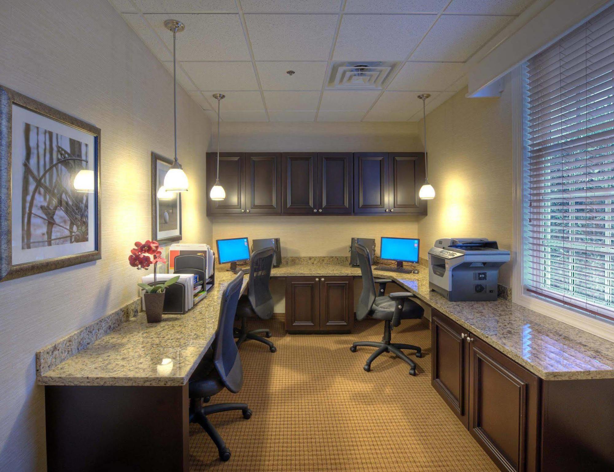 Holiday Inn Express & Suites Southern Pines-Pinehurst Area By Ihg Exterior foto